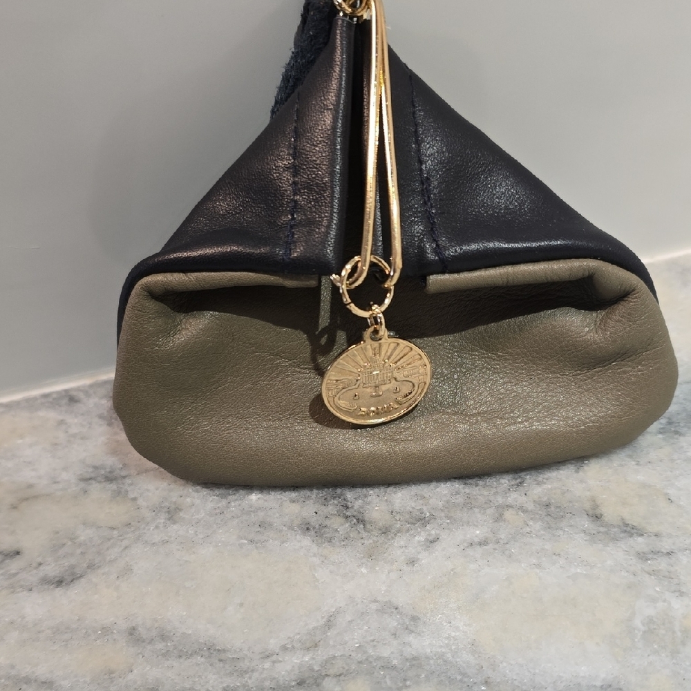 Italian Black and Tan Leather Coin Purse - Picture 2 of 10